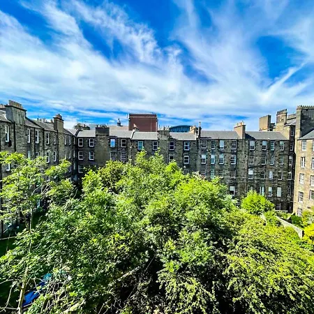 Open Plan 2 Bed Apt, Near Edinburgh Castle Exterior photo
