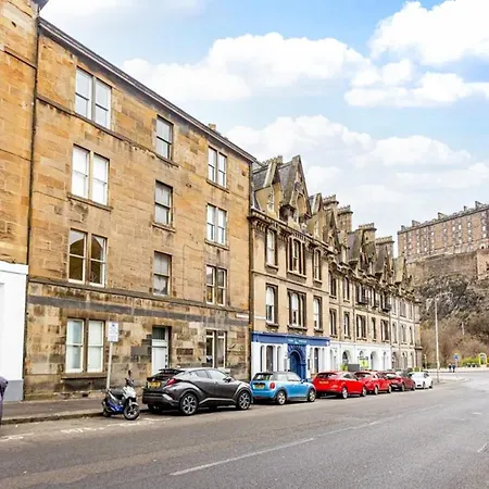 Open Plan 2 Bed Apt, Near Edinburgh Castle Exterior photo