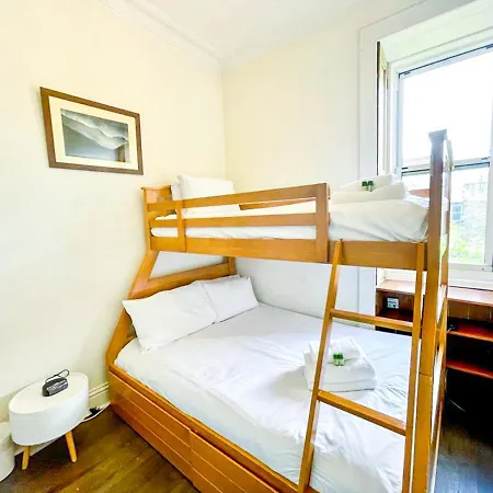 Open Plan 2 Bed Apt, Near Edinburgh Castle Exterior photo